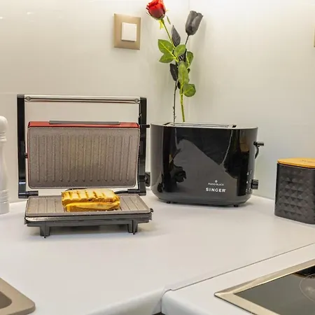 Nicole In Center Chania Appartamento *