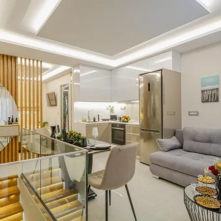 公寓 Nicole In Center Chania 干尼亞