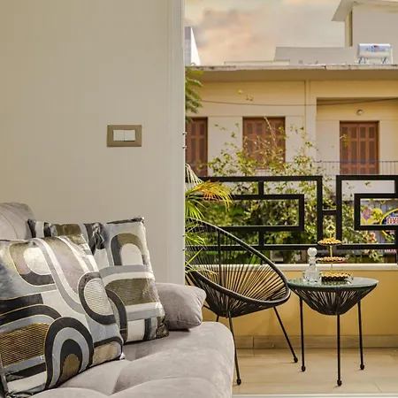 Nicole In Center Chania 아파트